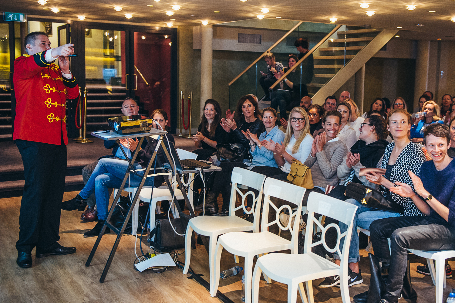 Sander Balk presenteert circusworkshops in Koninklijk theater Carre